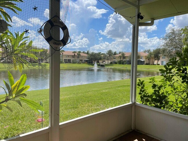 Building Photo - 274 River Bluff Ln