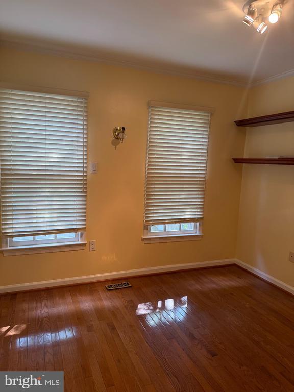 Building Photo - 5149 Woodmire Ln