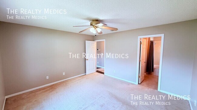 Building Photo - 2850 Bolton Bend