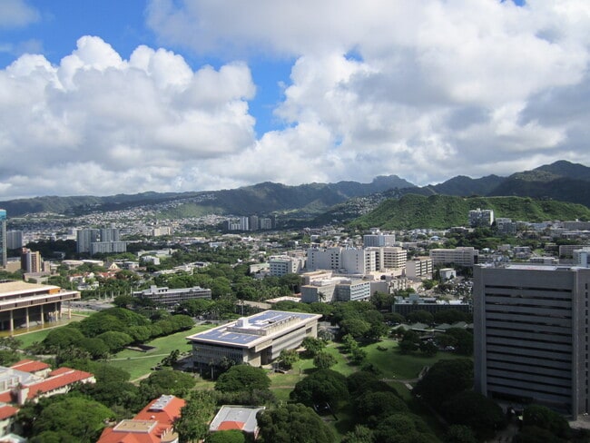 Building Photo - 1 Bedroom, 1 Bathroom, 1 Parking (801 South Street)