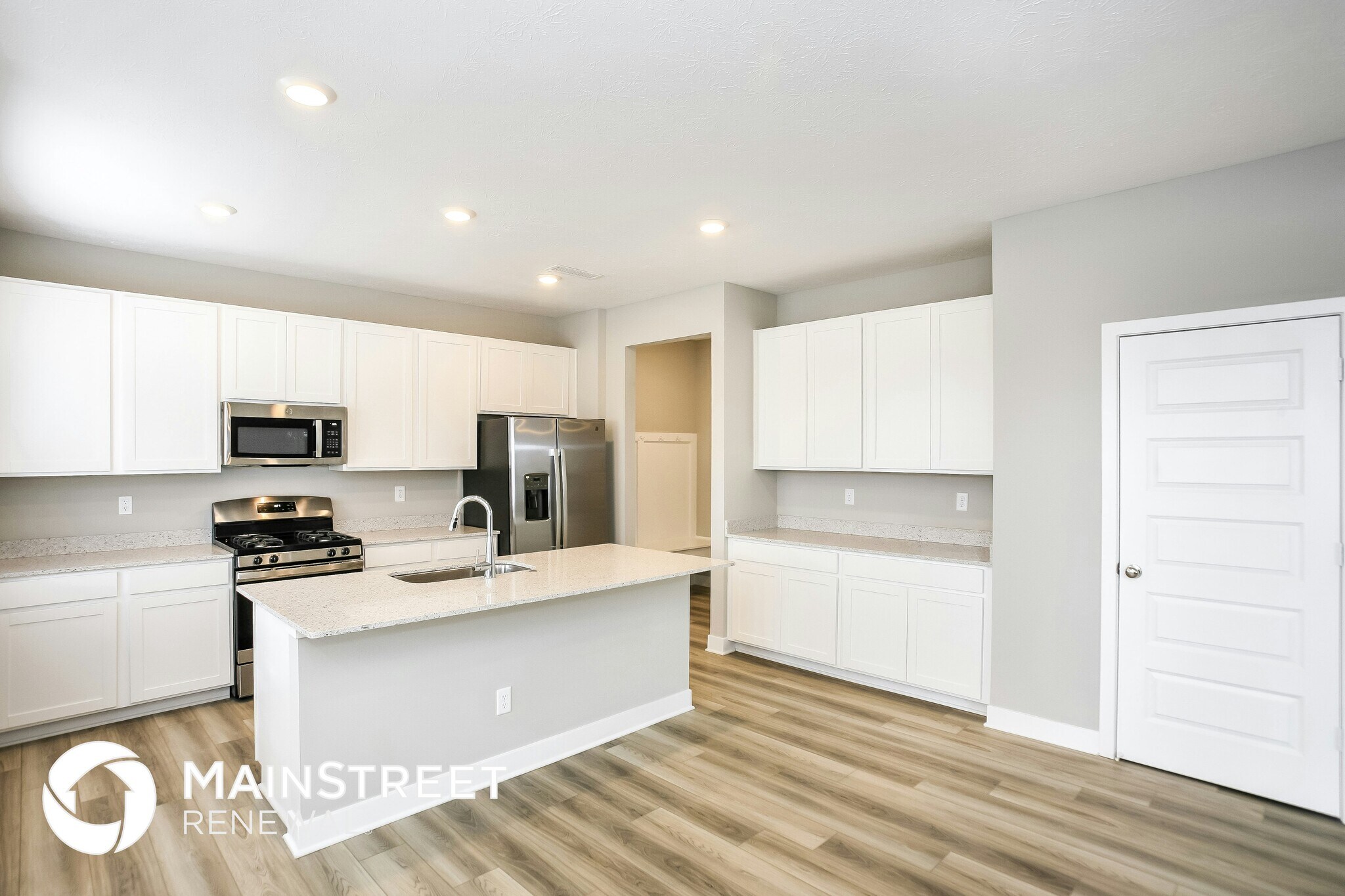 Building Photo - 1937 Goodwin Pl