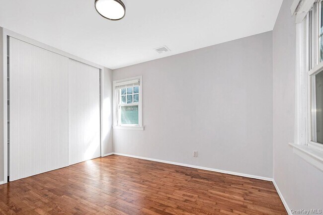 Building Photo - 13 Indian Trail