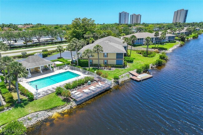 Building Photo - 1015 Mainsail Dr