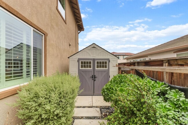 Building Photo - Beautiful 4-Bedroom, 3-Bath Home on a Quiet Cul-de-Sac in Woodland