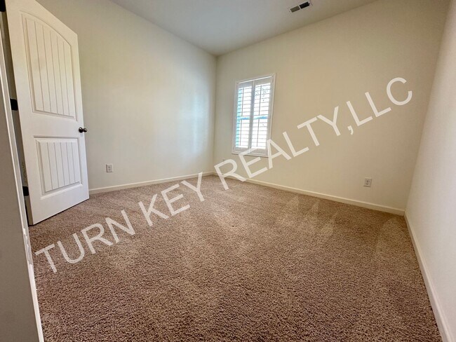 Building Photo - Home for rent in Kimberly