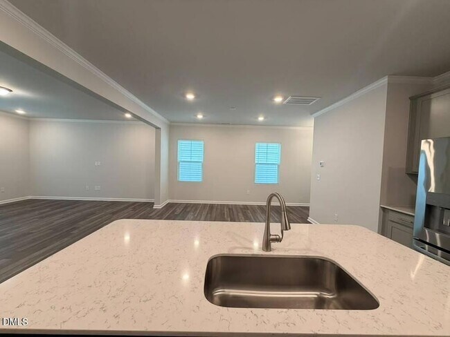 Building Photo - 319 Aster Bloom Ln