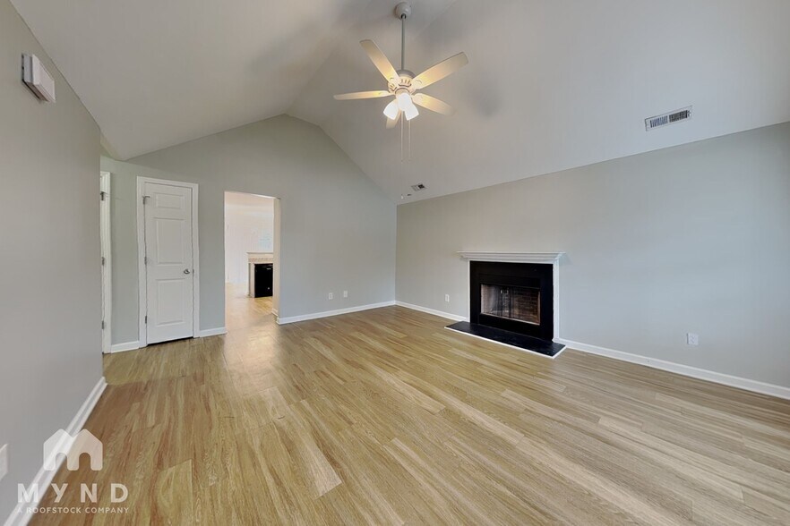 Building Photo - 3400 Fatima Ct