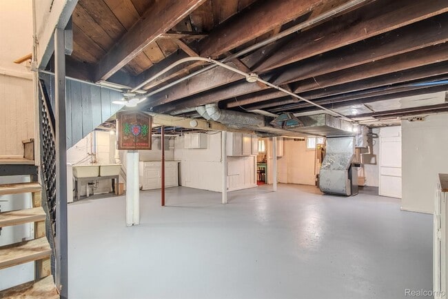 Building Photo - 187 Vester Ave