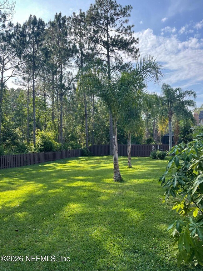 Building Photo - 232 S Hampton Club Way