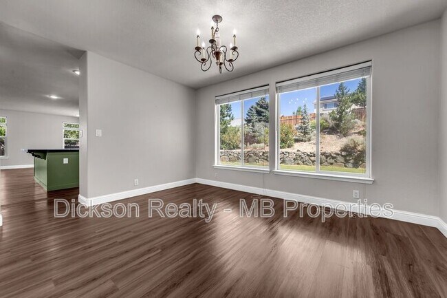 Building Photo - 7117 Heatherwood Dr