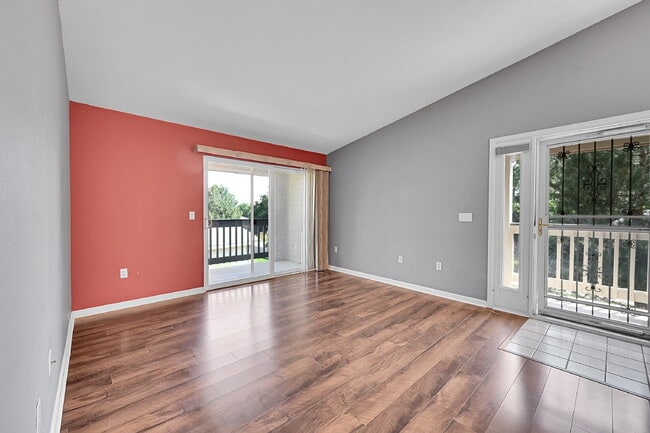 Building Photo - $2,050.00, 2-bed, 2 bath, located in Broom...