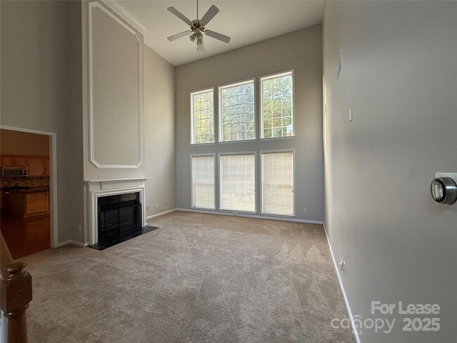 Building Photo - 8811 Singleton Ct