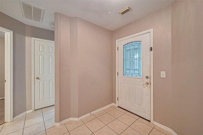 Building Photo - 4826 Cliffpoint Ct