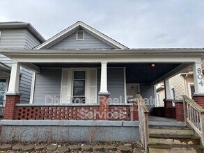 Building Photo - 804 Elwood St