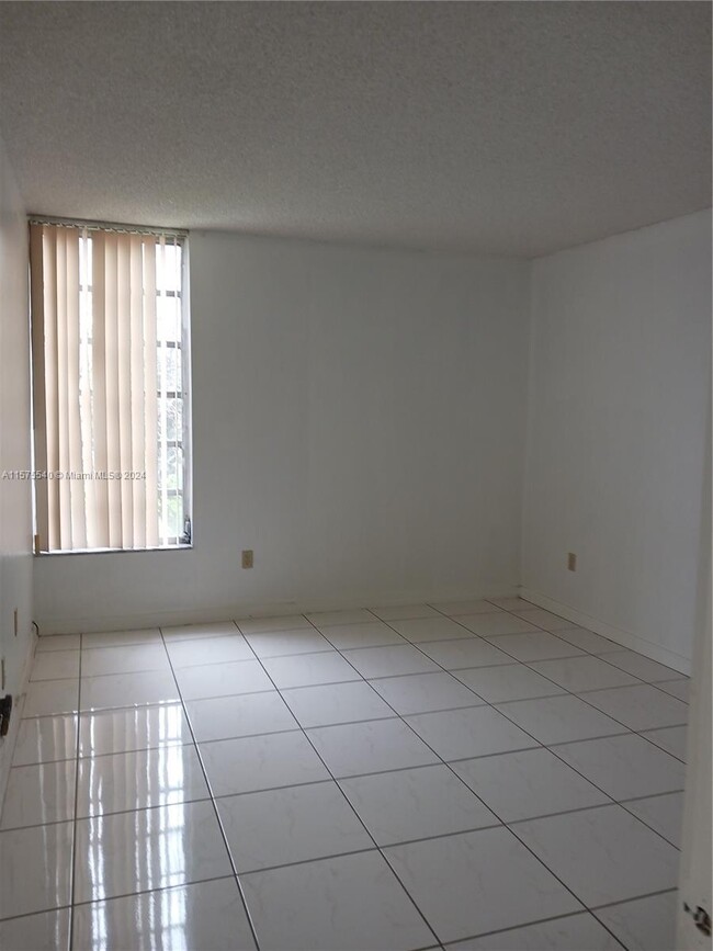 Building Photo - 8821 W Flagler St