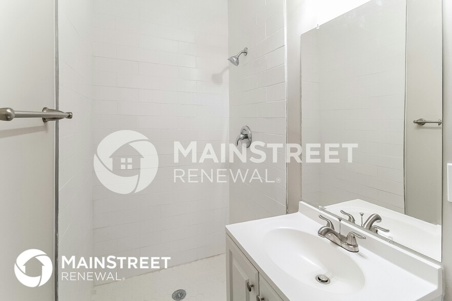 Building Photo - 481 Stephenson Rd