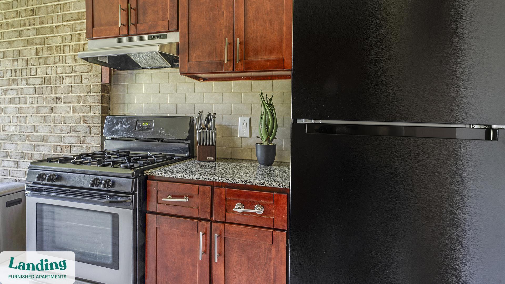 Building Photo - 6220 Springhill Dr