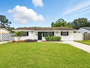 Building Photo - 641 72nd Ave N