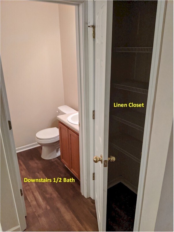 Building Photo - Carlton Street Townhomes