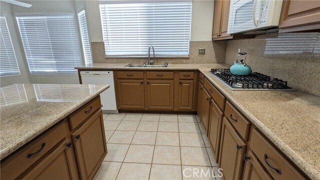 Building Photo - 40342 Corte Campeon