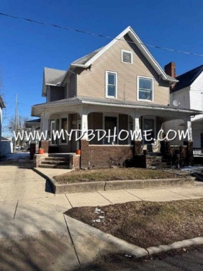 Building Photo - 938 Lincoln Ave