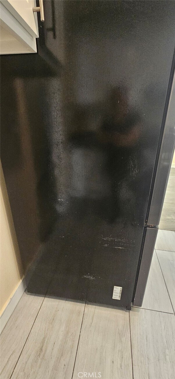 Building Photo - 1631 E 85th St