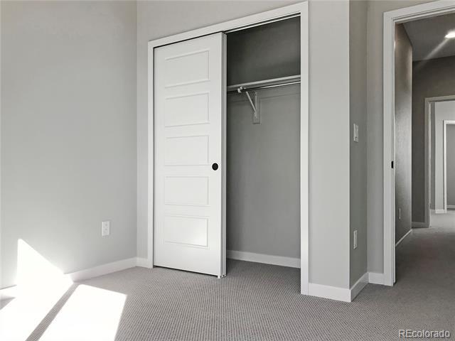 Building Photo - 6767 S Tempe Ct