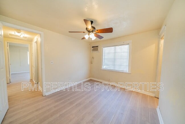 Building Photo - 7221 Olive St