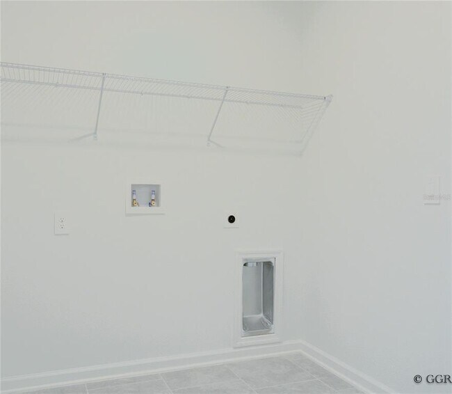 Building Photo - 4975 Worchester Dr