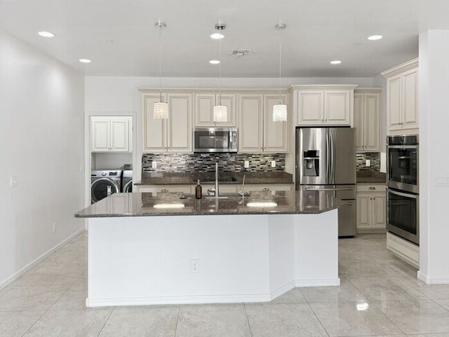 Building Photo - Beautiful North Phoenix Rental in a Prime Location!