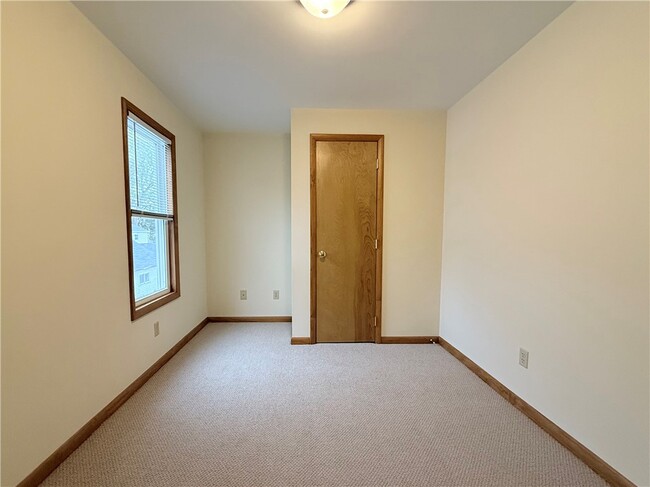 Building Photo - 238 B Glenwood Ave