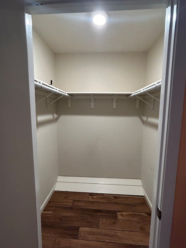 Building Photo - 111 David Dr