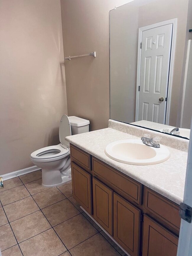 Building Photo - 149 High Point Dr