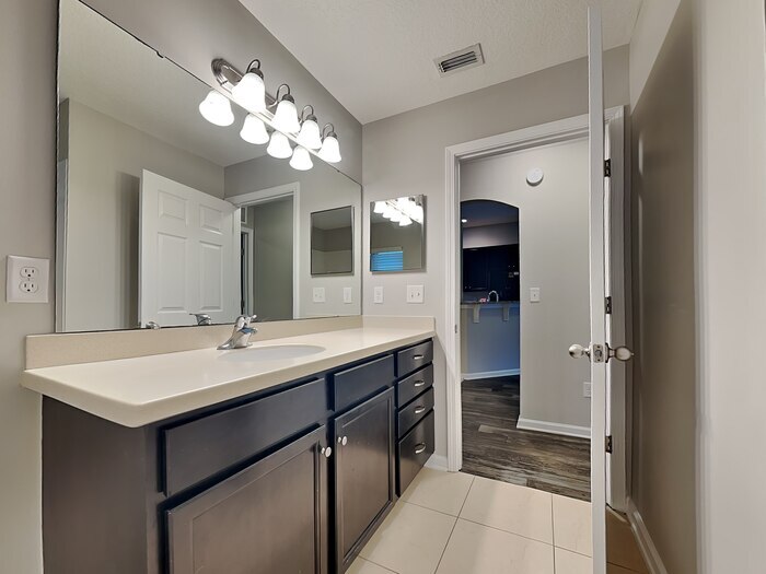 Building Photo - 83245 Purple Martin Dr