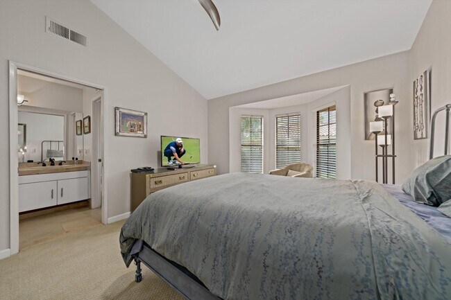 Building Photo - 45710 Pueblo Rd