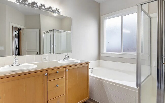 Building Photo - Charming 3 Bedroom Home in Eagle – Minutes to Eagle Bike Park