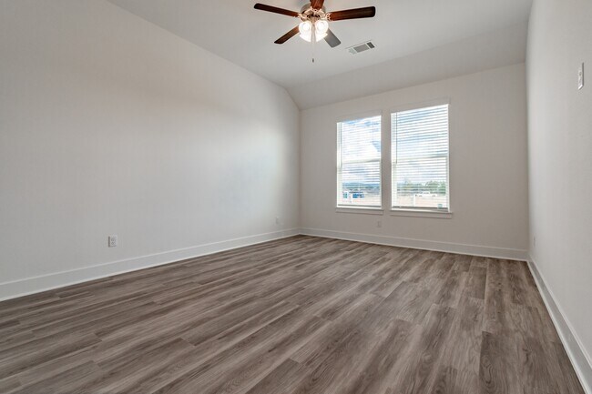 Building Photo - 569 W Gosling Isle