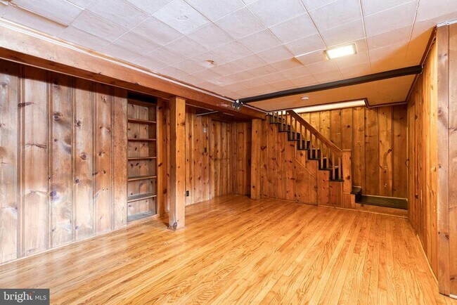 Building Photo - 3918 Beech Ave