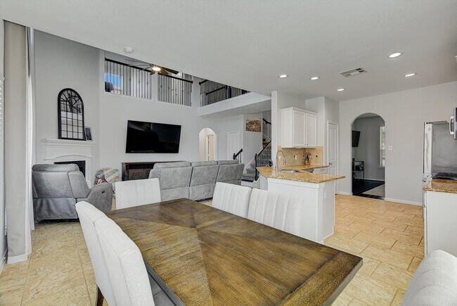 Building Photo - 4203 Bergamo Shores Dr