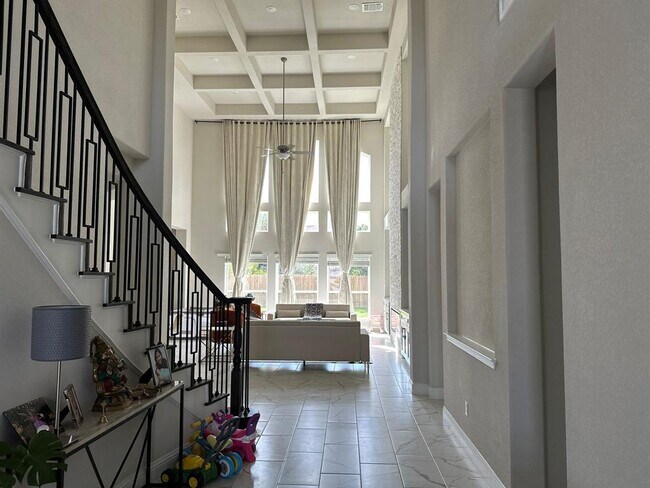 Building Photo - 20808 Pinewalk Dr