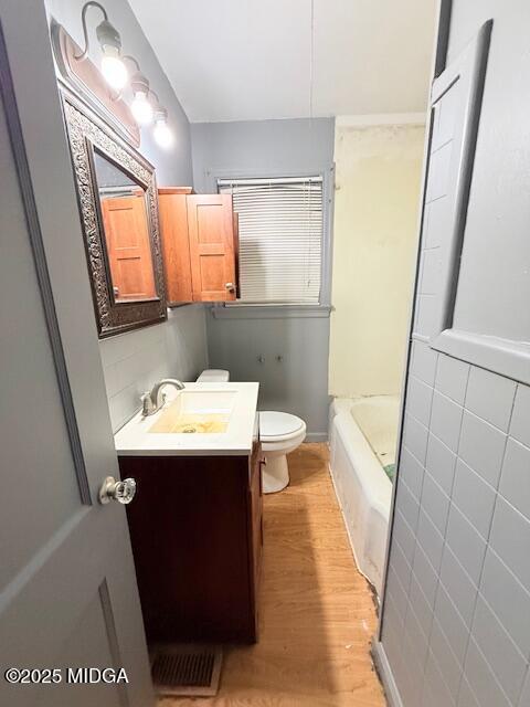 Building Photo - 3846 Lyons St