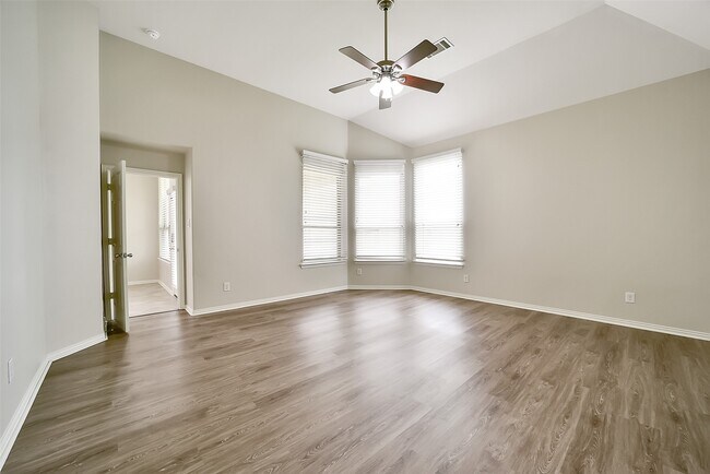 Building Photo - 2718 Misty Laurel Ct