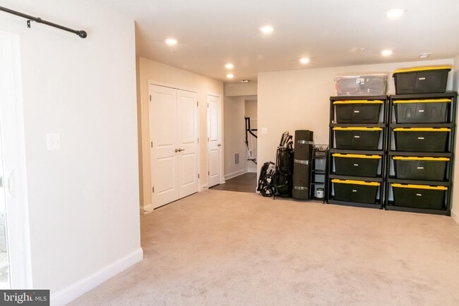 Building Photo - 1441 Onnesta Ct