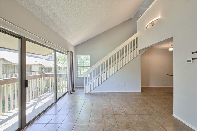 Building Photo - 12900 Walden Rd