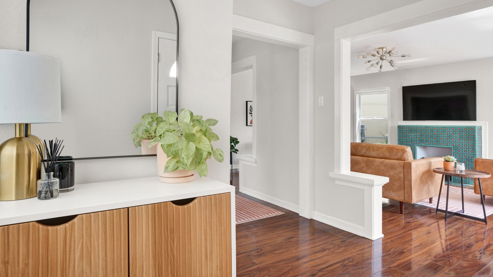 Building Photo - 724 Gramercy Dr