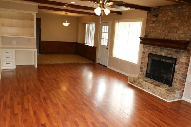 Building Photo - 6907 Dartford Ct