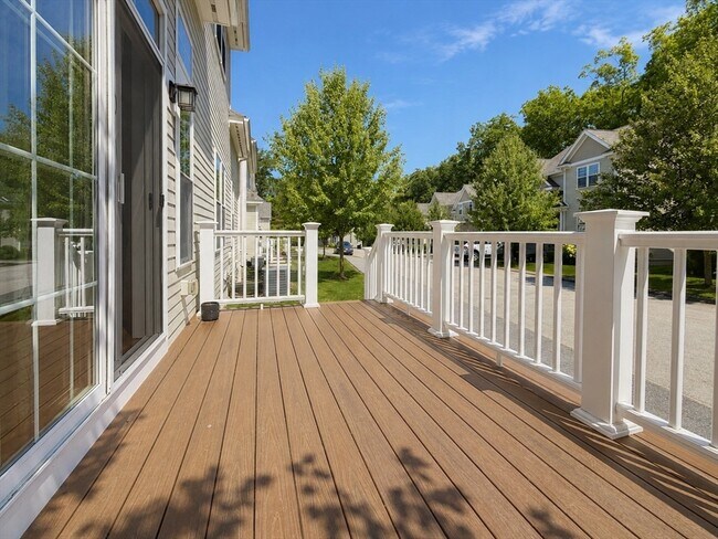 Building Photo - 30 Boardwalk Dr