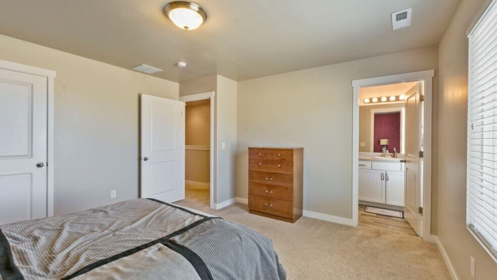 Building Photo - 14688 Rising Star Way