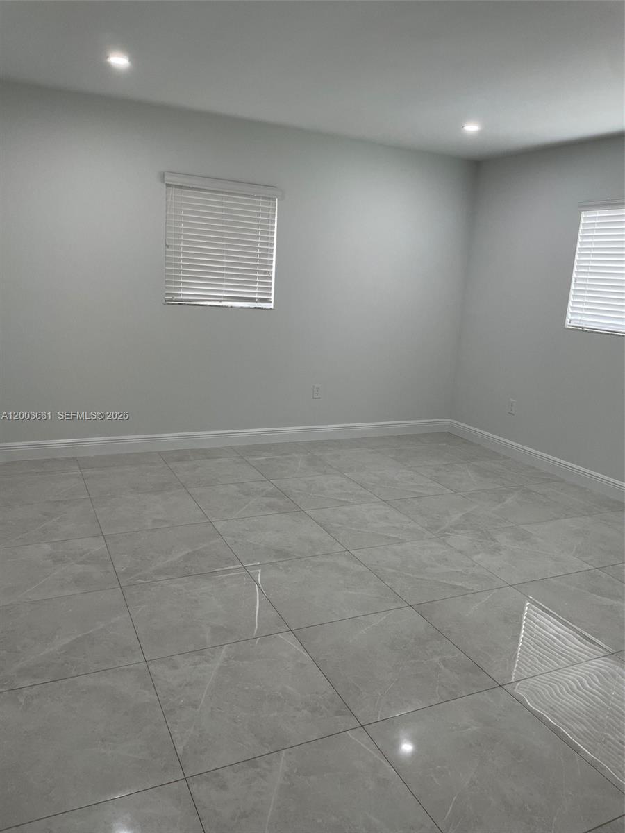 Building Photo - 8640 SW 125th Ter