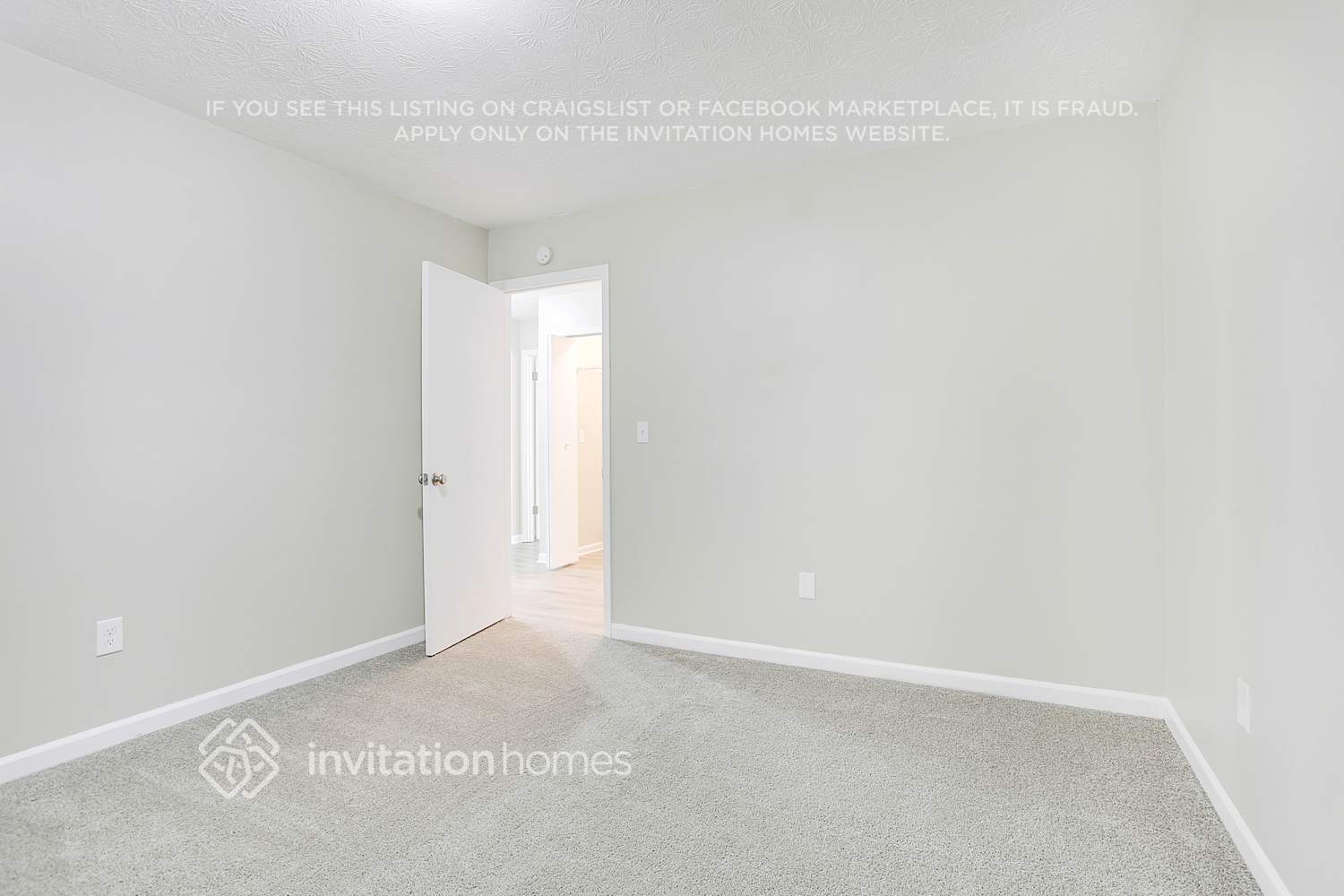 Building Photo - 4261 Willow Ridge Rd